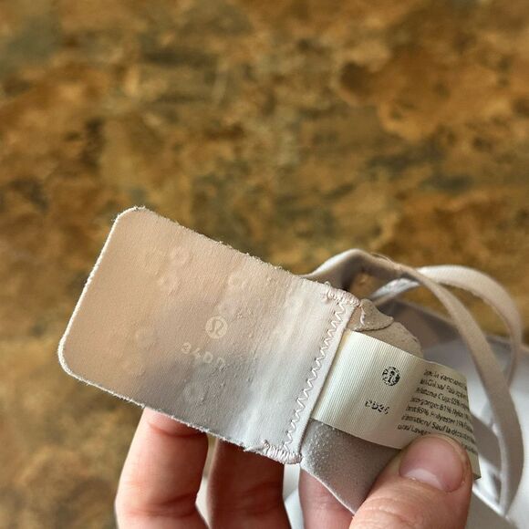 Lululemon Pastel Adapt and Align Bra 34DD - Picture 8 of 8